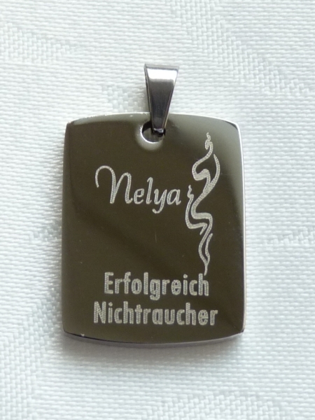 Nelya-Erfolgreich-Nichtraucher Anhänger